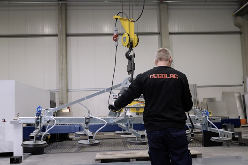 GEGOLAC : spécialiste du thermolaquage, de la découpe laser et de la fabrication acier & aluminium 3