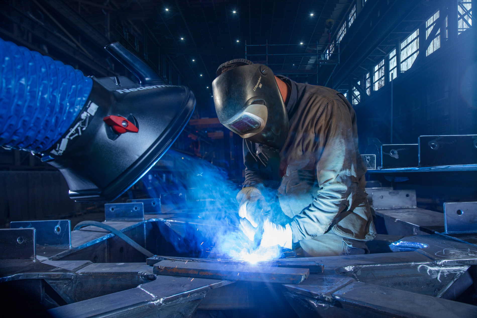 La production automatisée nécessite une nouvelle approche de l'aspiration des fumées de soudage 2