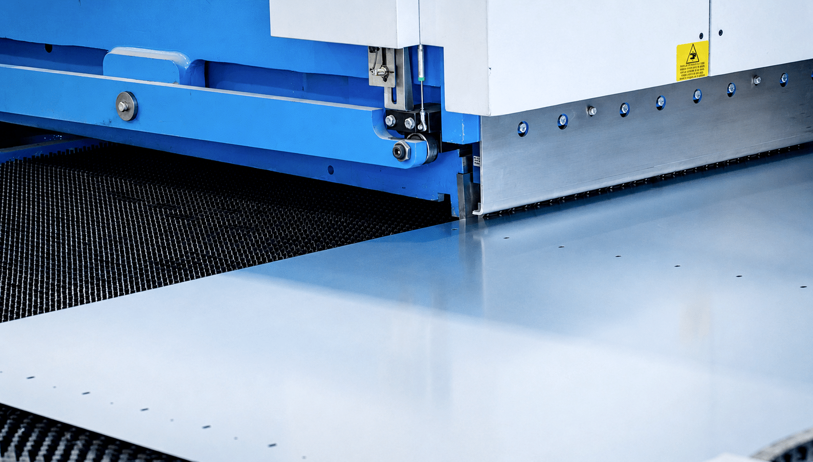 Rapide, précise et économique : la solution de cisaillage et découpe pour tôles plates 2